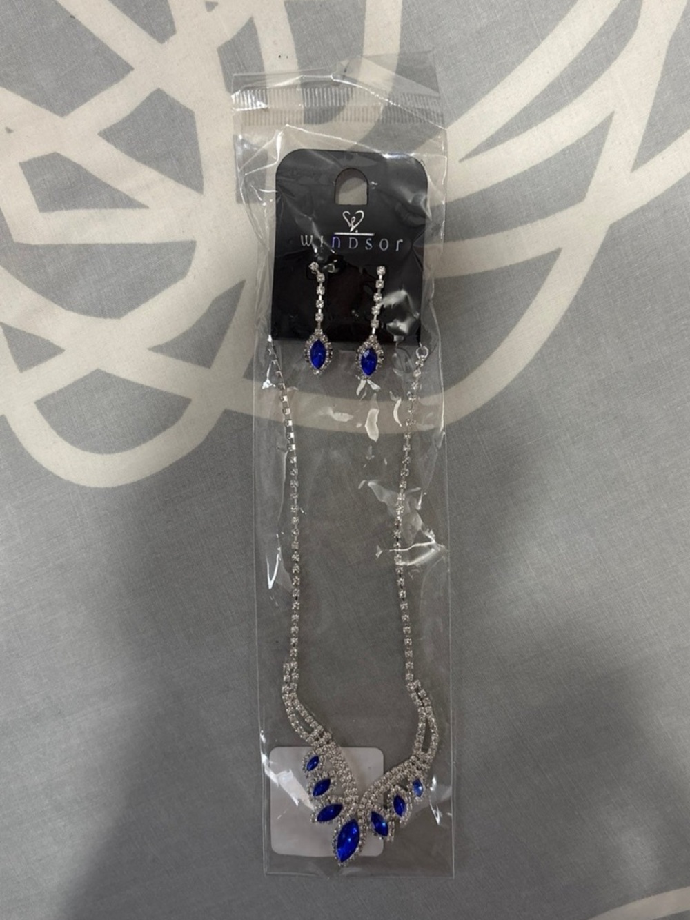 Windsor Royal Blue Gemstone Earrings and Necklace Set - Picture 2 of 8